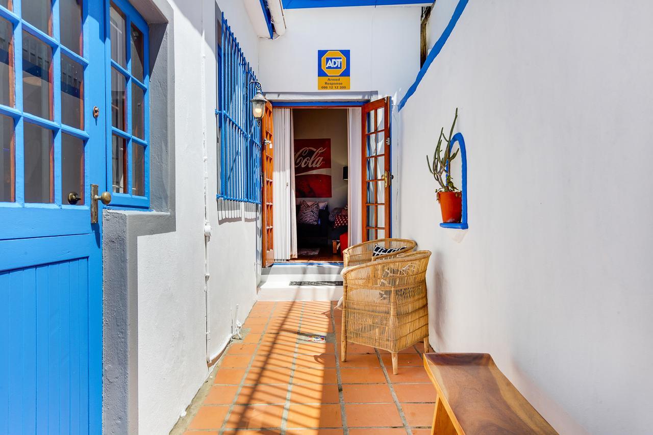 Backup-Powered Art Deco Cottage In De Waterkant Cape Town Exterior photo