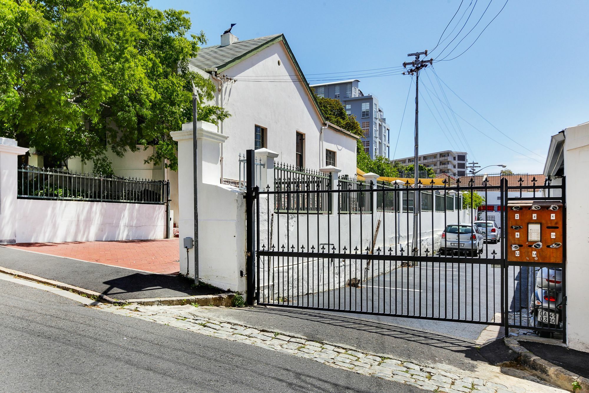 Backup-Powered Art Deco Cottage In De Waterkant Cape Town Exterior photo
