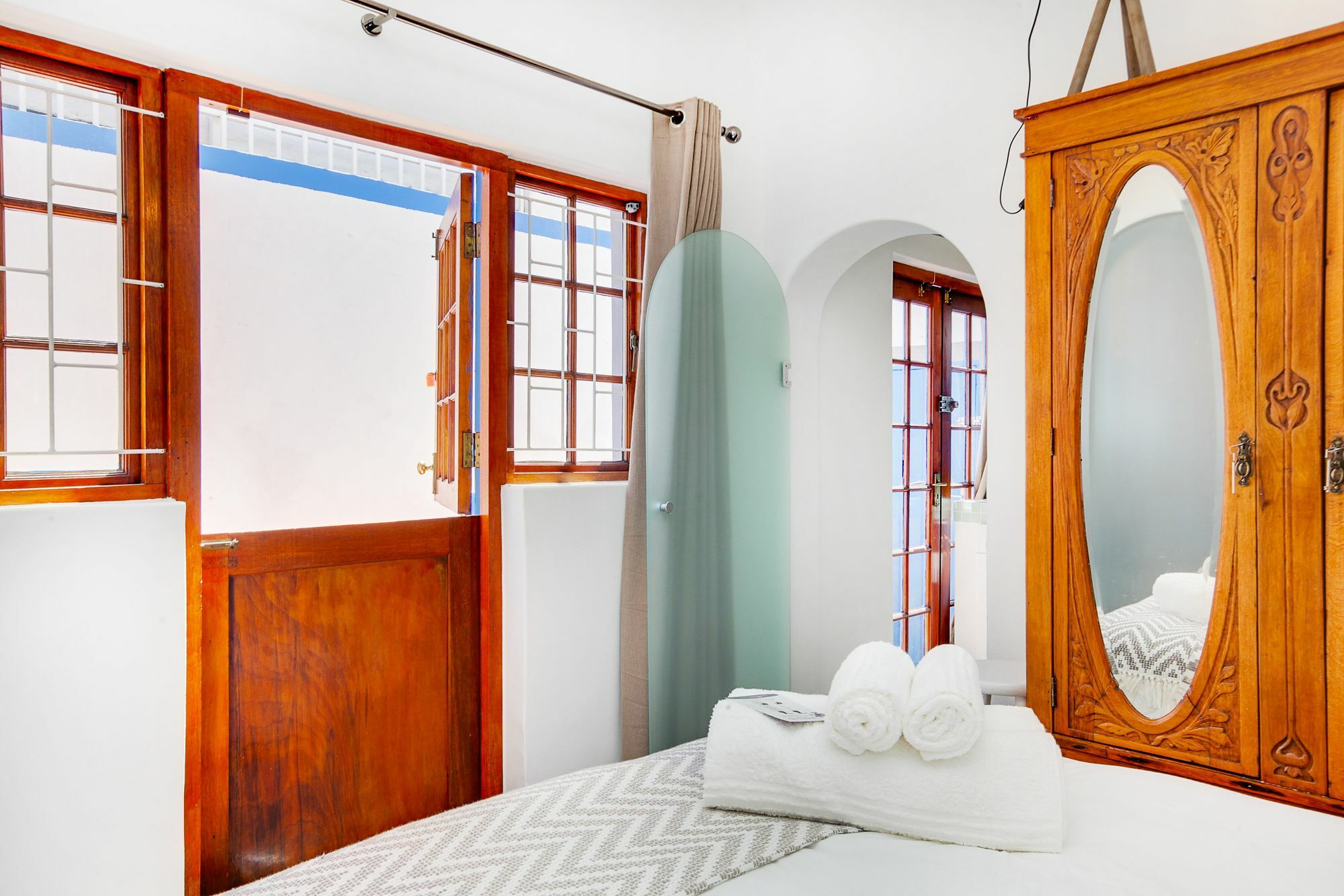 Backup-Powered Art Deco Cottage In De Waterkant Cape Town Exterior photo